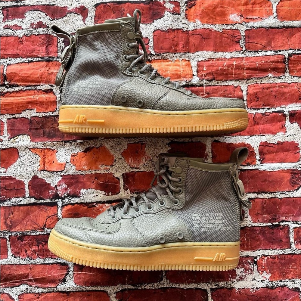 Nike Grey Air Force 1 SF